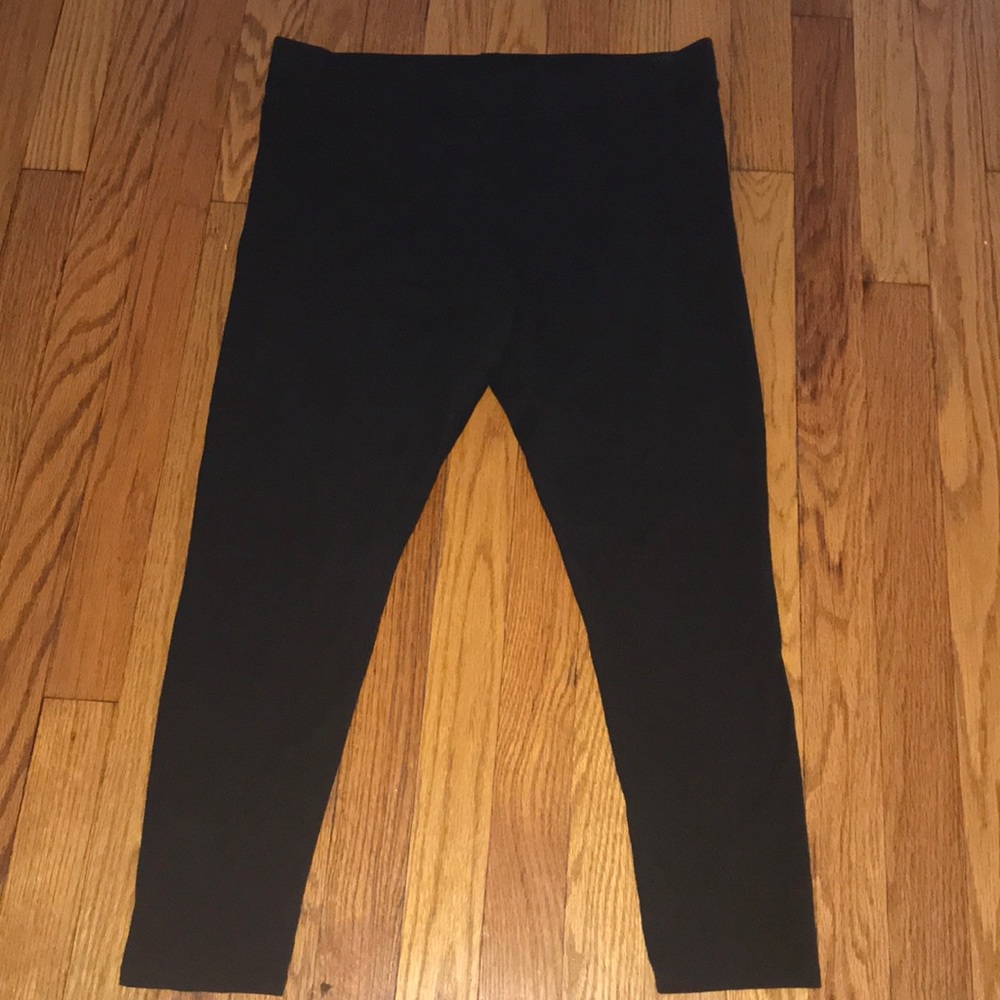 AERIE BLACK LEGGING (L SHORT)